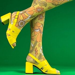 NEW Mod Shoes Willow Retro Leather 60s 70s Yellow Sandals Heels Size 10